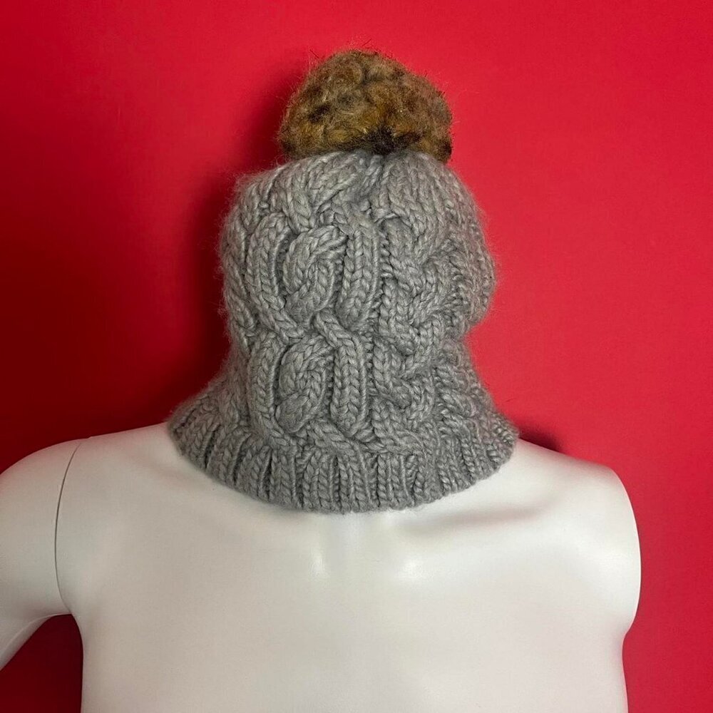 Grey and brown fluffy pompom toque